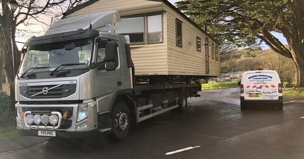 STATIC CARAVAN TRANSPORT & ESCORT SERVICE